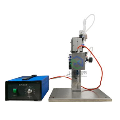 超聲波口罩耳帶點(diǎn)焊機(jī)（半自動腳踏式）